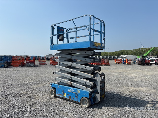 Genie GS-4047 Scissor Lift - Nacelle ciseaux: photos 2 Genie GS-4047 Scissor Lift - Nacelle ciseaux: photos 2