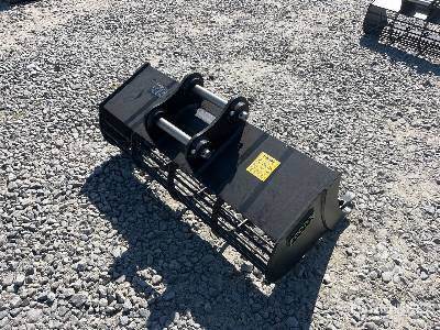 HAENER HSL1000 2.3 P35 980 mm Skeleton (Unused) - Godet pour pelle: photos 4 HAENER HSL1000 2.3 P35 980 mm Skeleton (Unused) - Godet pour pelle: photos 4