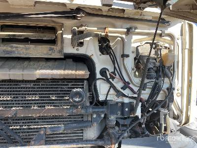 Tracteur routier MAN 41.414 8x4 Twin-Steer: photos 10