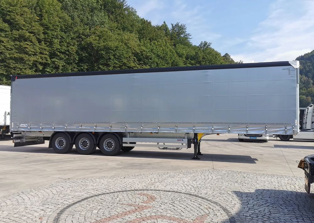 Schmitz Cargobull STANDARD + DACH VARIOS SIMPLE - Semi-remorque rideaux coulissants: photos 4 Schmitz Cargobull STANDARD + DACH VARIOS SIMPLE - Semi-remorque rideaux coulissants: photos 4