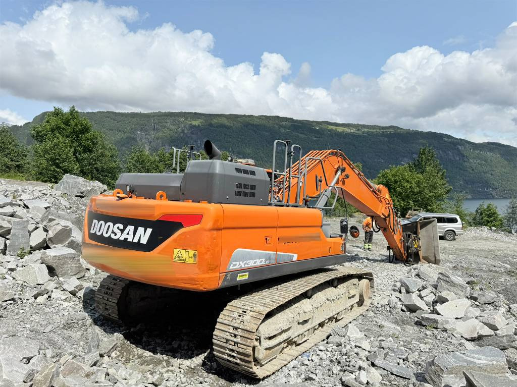 Pelle sur chenille Doosan DX 300 LC-5: photos 7 Pelle sur chenille Doosan DX 300 LC-5: photos 7