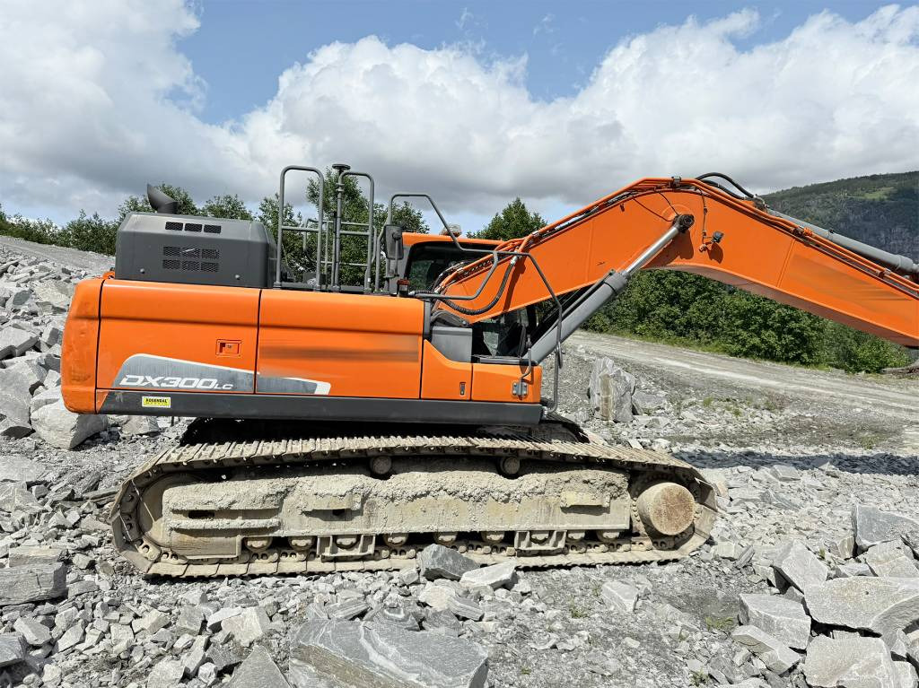 Pelle sur chenille Doosan DX 300 LC-5: photos 8 Pelle sur chenille Doosan DX 300 LC-5: photos 8