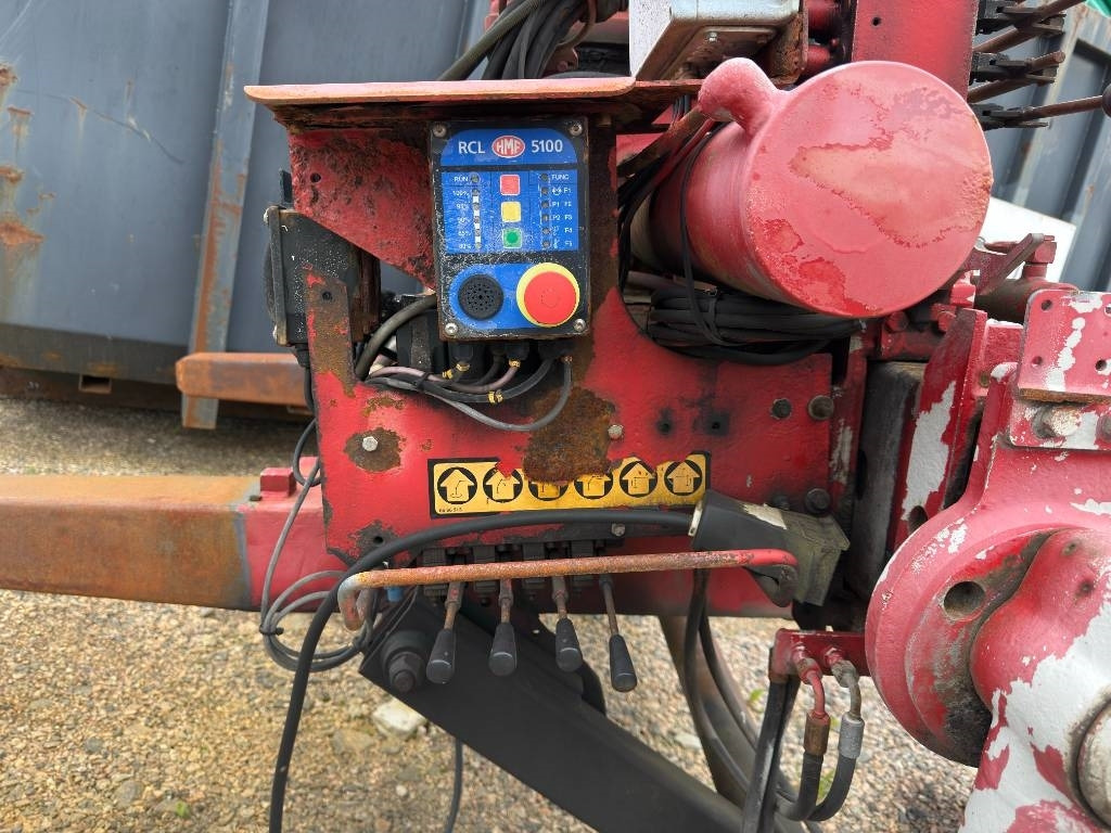 HMF 1323 K4D kran 13tm - Grue auxiliaire: photos 5 HMF 1323 K4D kran 13tm - Grue auxiliaire: photos 5