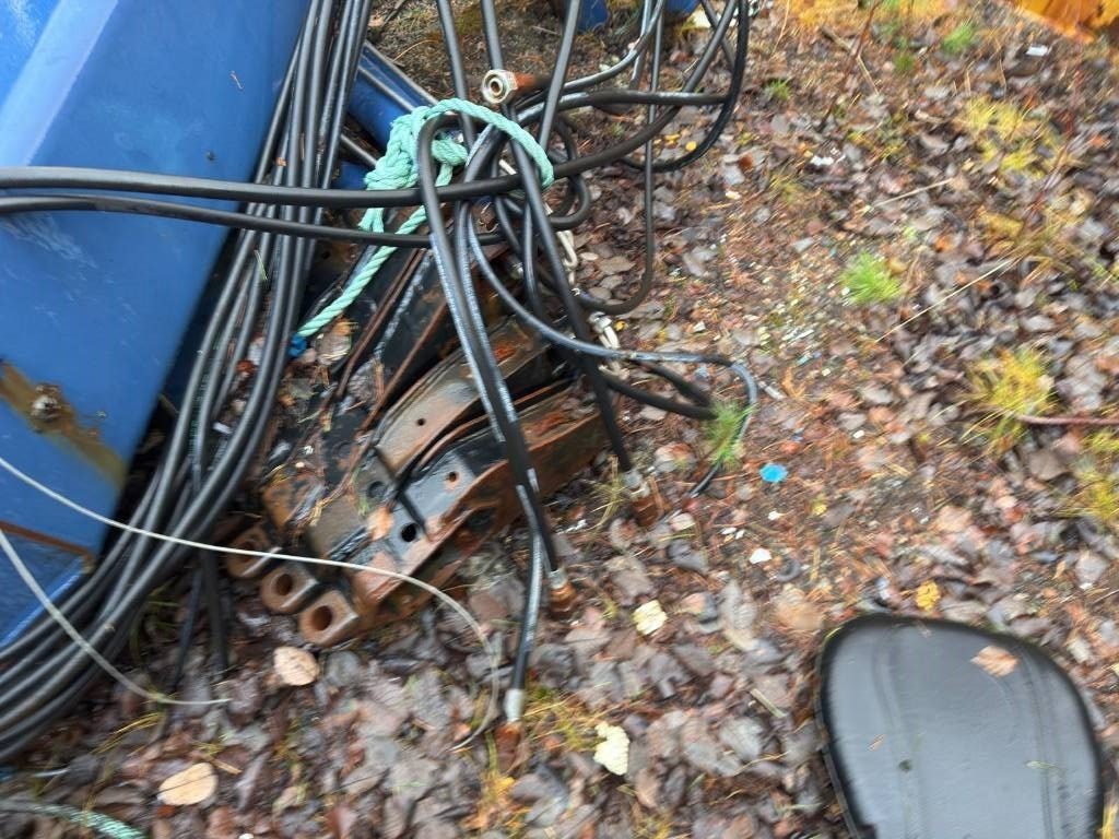 Palfinger 32080M Marine crane 32tm - Grue auxiliaire: photos 4 Palfinger 32080M Marine crane 32tm - Grue auxiliaire: photos 4