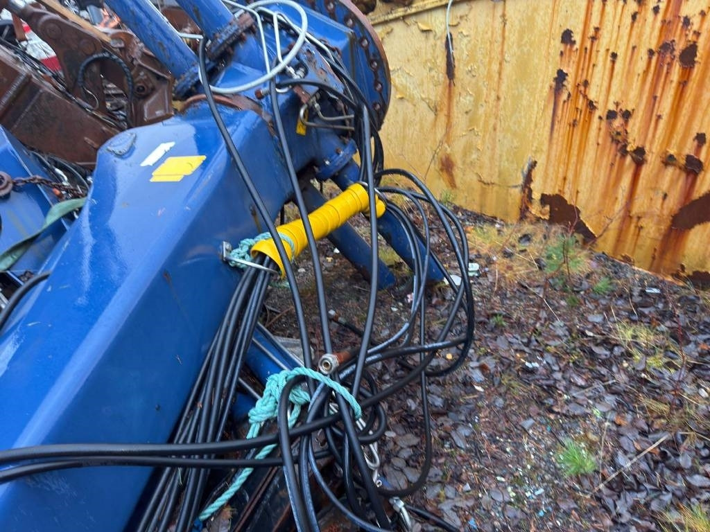 Palfinger 32080M Marine crane 32tm - Grue auxiliaire: photos 5 Palfinger 32080M Marine crane 32tm - Grue auxiliaire: photos 5