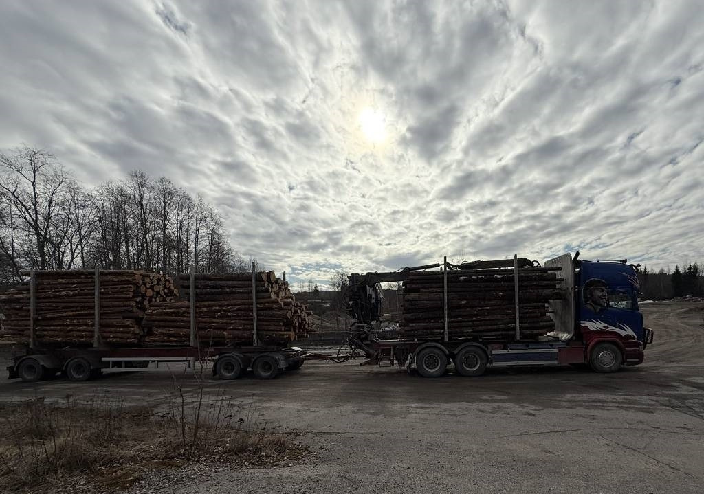 Scania R 730 6x4 Jonsered J1088S - Camion grumier: photos 4 Scania R 730 6x4 Jonsered J1088S - Camion grumier: photos 4