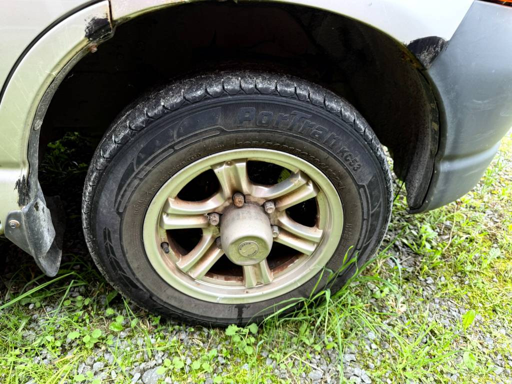 Fourgon utilitaire Toyota Hiace 4x4: photos 14