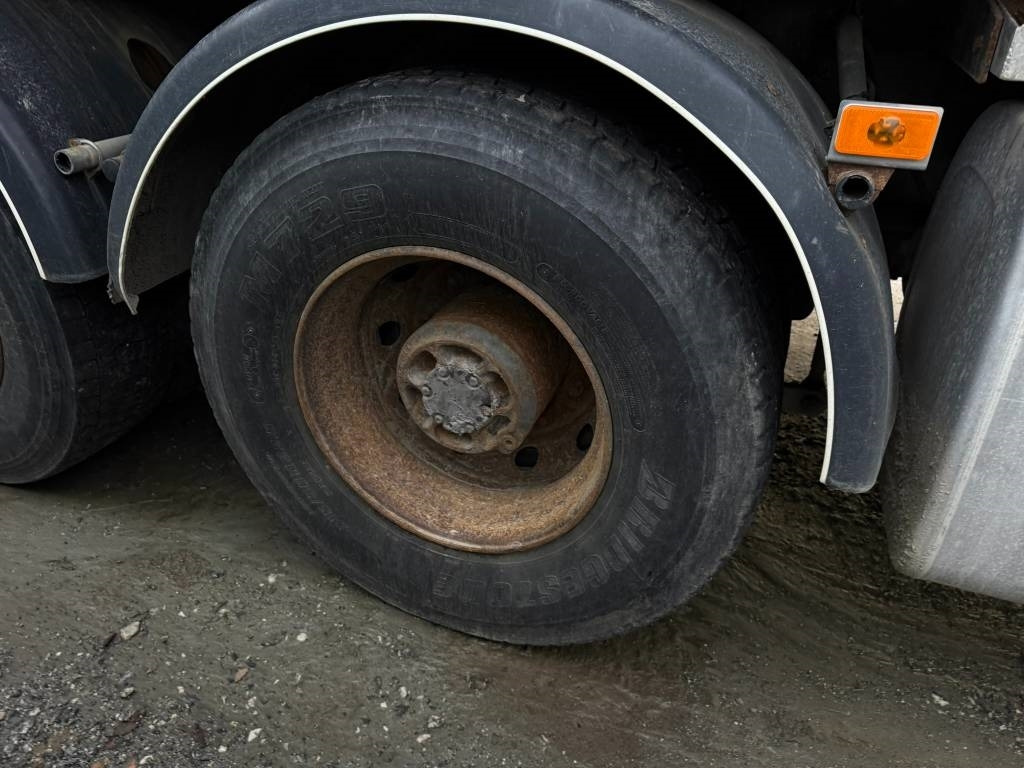 Camion benne Volvo FH 16 550 6x2: photos 16 Camion benne Volvo FH 16 550 6x2: photos 16