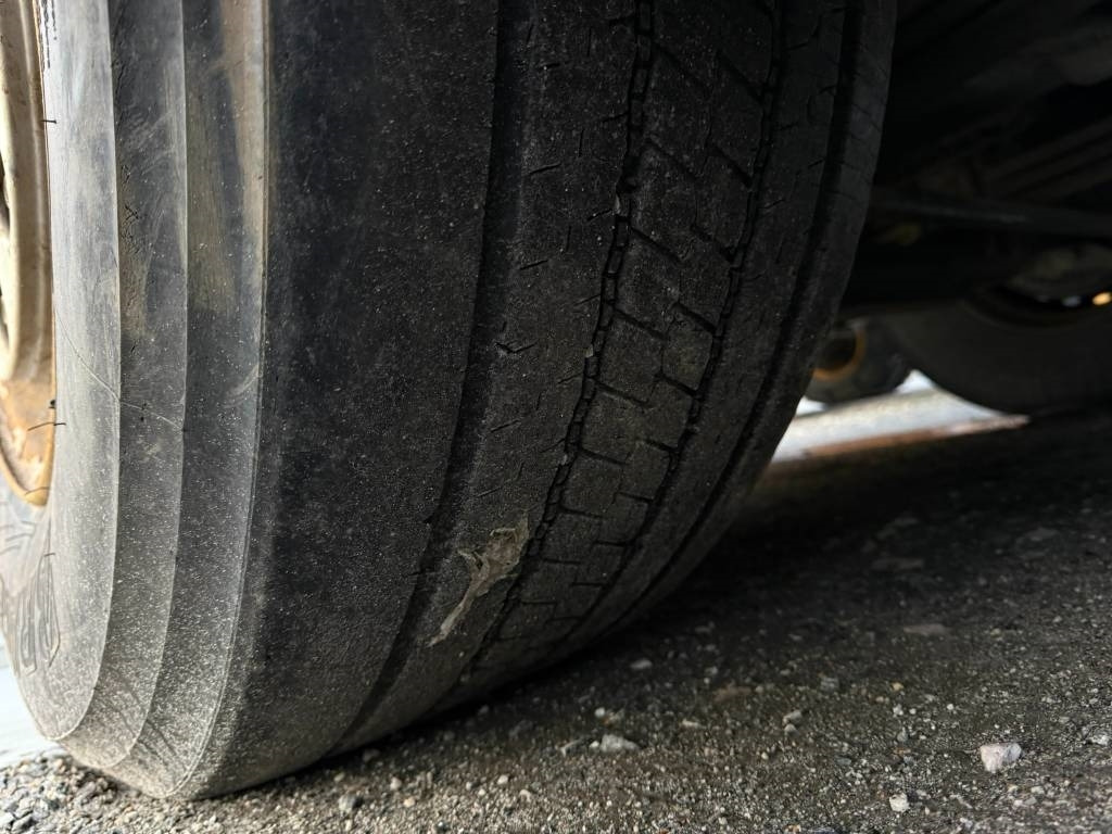 Camion benne Volvo FH 16 550 6x2: photos 10 Camion benne Volvo FH 16 550 6x2: photos 10