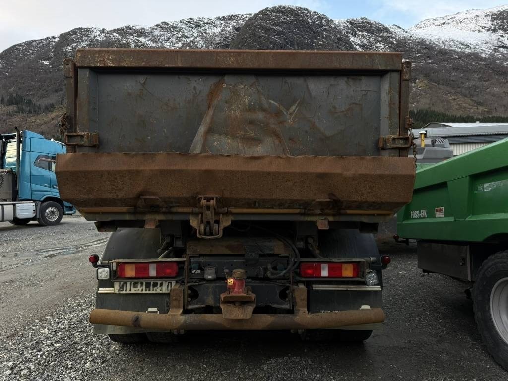 Camion benne Volvo FH 16 550 6x2: photos 6 Camion benne Volvo FH 16 550 6x2: photos 6