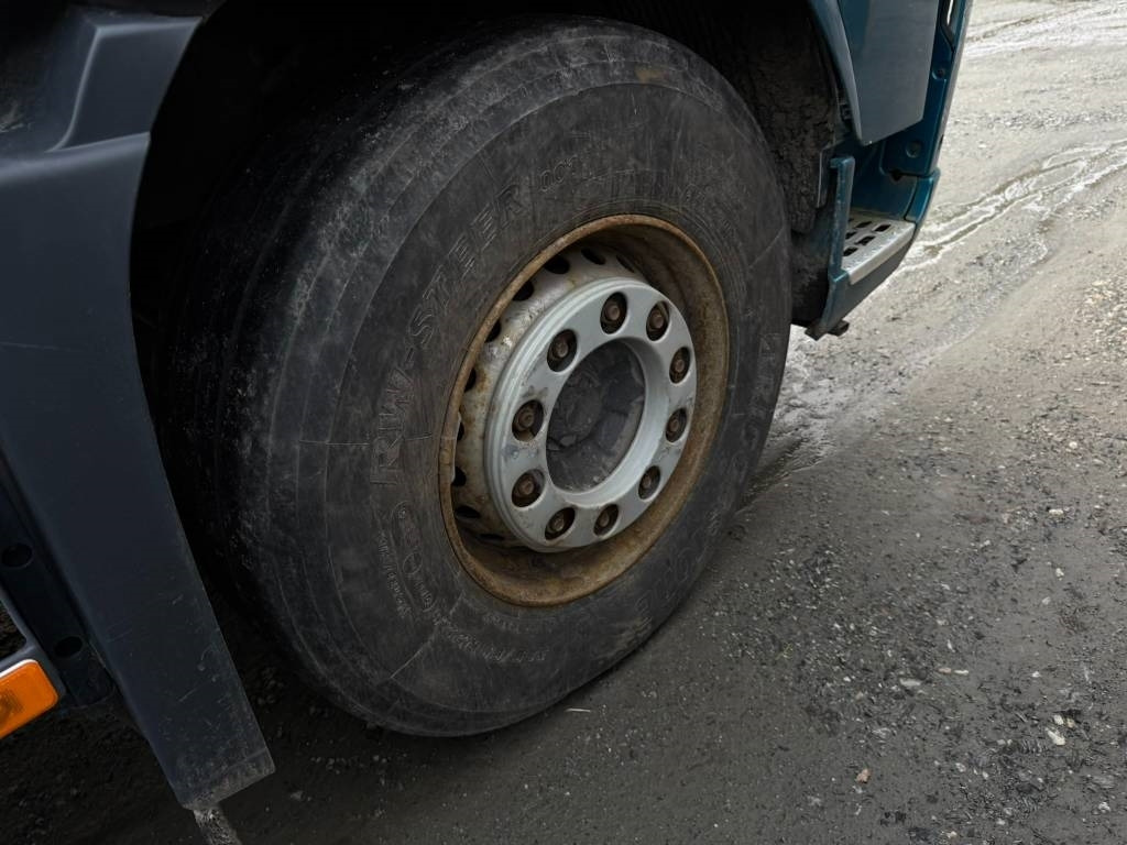 Camion benne Volvo FH 16 550 6x2: photos 18 Camion benne Volvo FH 16 550 6x2: photos 18