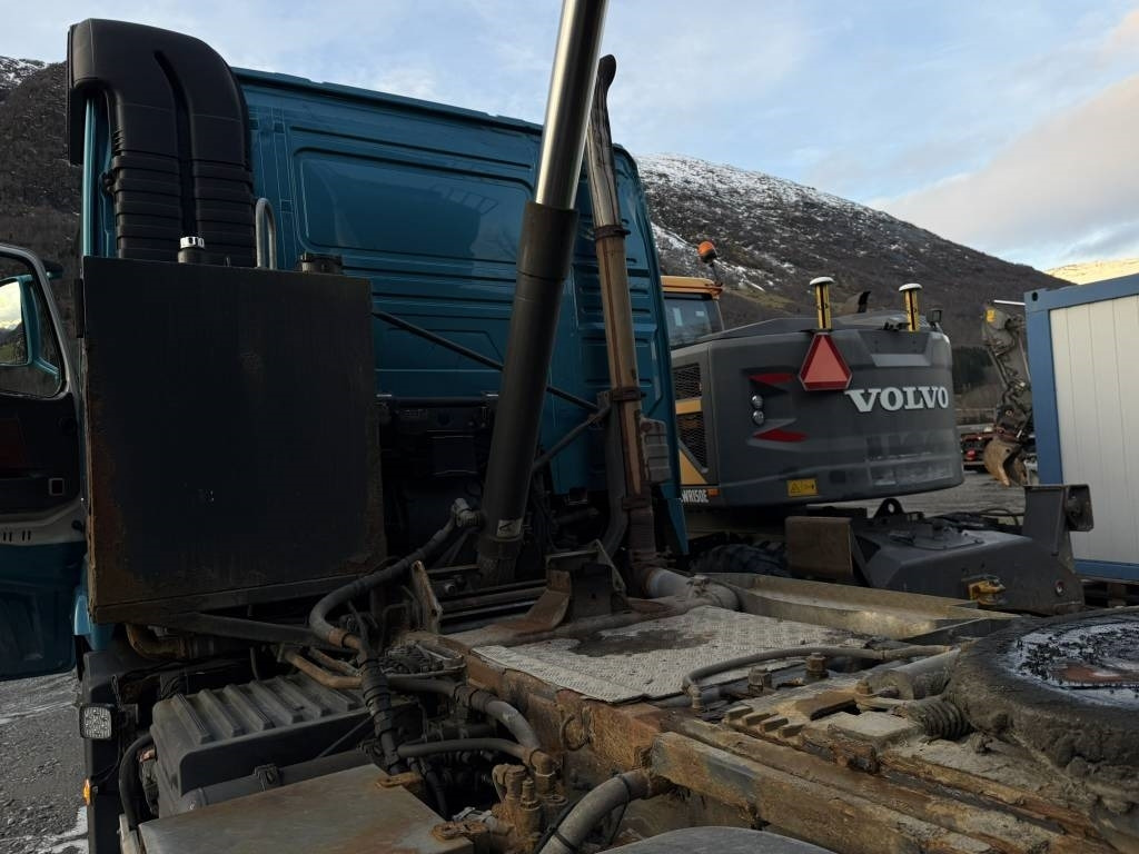 Camion benne Volvo FH 16 550 6x2: photos 41 Camion benne Volvo FH 16 550 6x2: photos 41