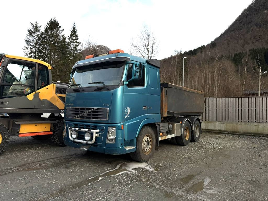 Volvo FH 16 550 6x2 - Camion benne: photos 1 Volvo FH 16 550 6x2 - Camion benne: photos 1