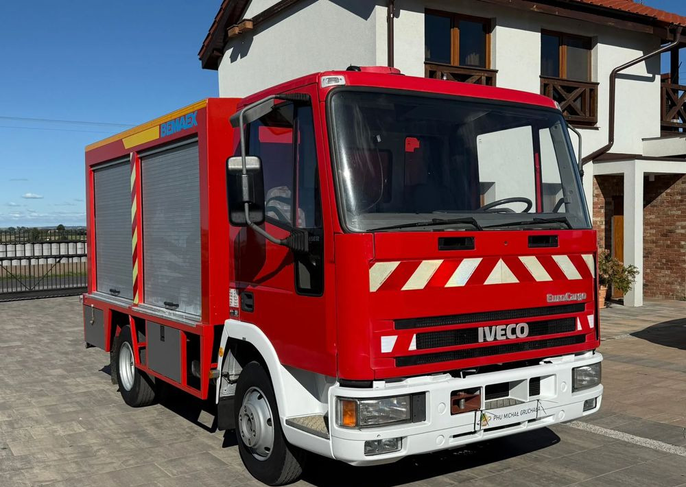 Iveco Eurocargo 65E12 BEMAEX VSR - Camion de pompier: photos 1 Iveco Eurocargo 65E12 BEMAEX VSR - Camion de pompier: photos 1