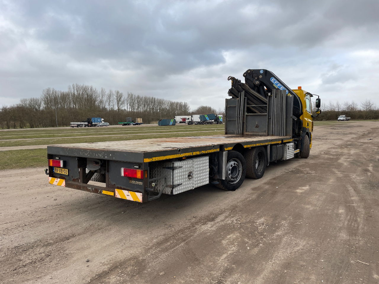 DAF 85.410 Met Effer 470 6s laadkraan ladekran loadercrane crane palfinger hiab - Camion grue: photos 4 DAF 85.410 Met Effer 470 6s laadkraan ladekran loadercrane crane palfinger hiab - Camion grue: photos 4