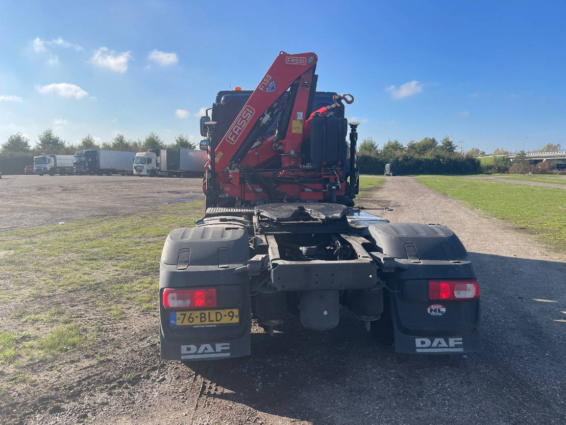 DAF CF 370 Caf 370 met fassi f155 kraan Zgan - Tracteur routier: photos 4 DAF CF 370 Caf 370 met fassi f155 kraan Zgan - Tracteur routier: photos 4