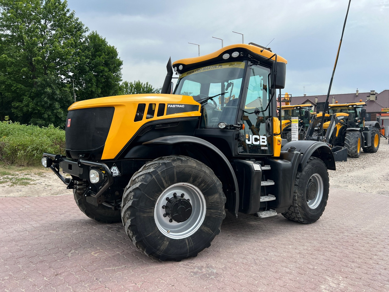 JCB Fastrac 3200 Sisu Xtra - Tracteur agricole: photos 1 JCB Fastrac 3200 Sisu Xtra - Tracteur agricole: photos 1