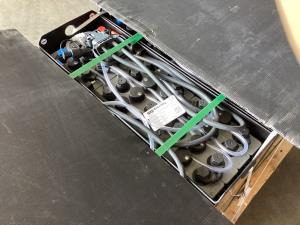 Eternity 24V 2 PZS 250 (NEU) - Accumulateur: photos 1 Eternity 24V 2 PZS 250 (NEU) - Accumulateur: photos 1