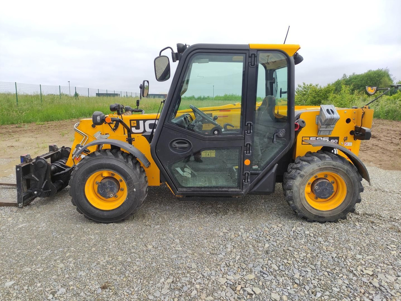JCB 525-60 Hi Viz - Chariot télescopique: photos 1 JCB 525-60 Hi Viz - Chariot télescopique: photos 1