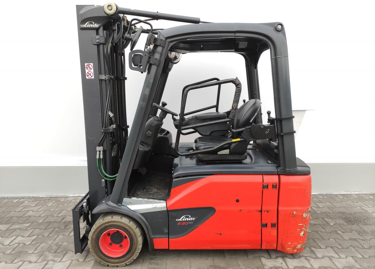 Linde E20L-02-386-EVO - Chariot élévateur électrique: photos 1 Linde E20L-02-386-EVO - Chariot élévateur électrique: photos 1