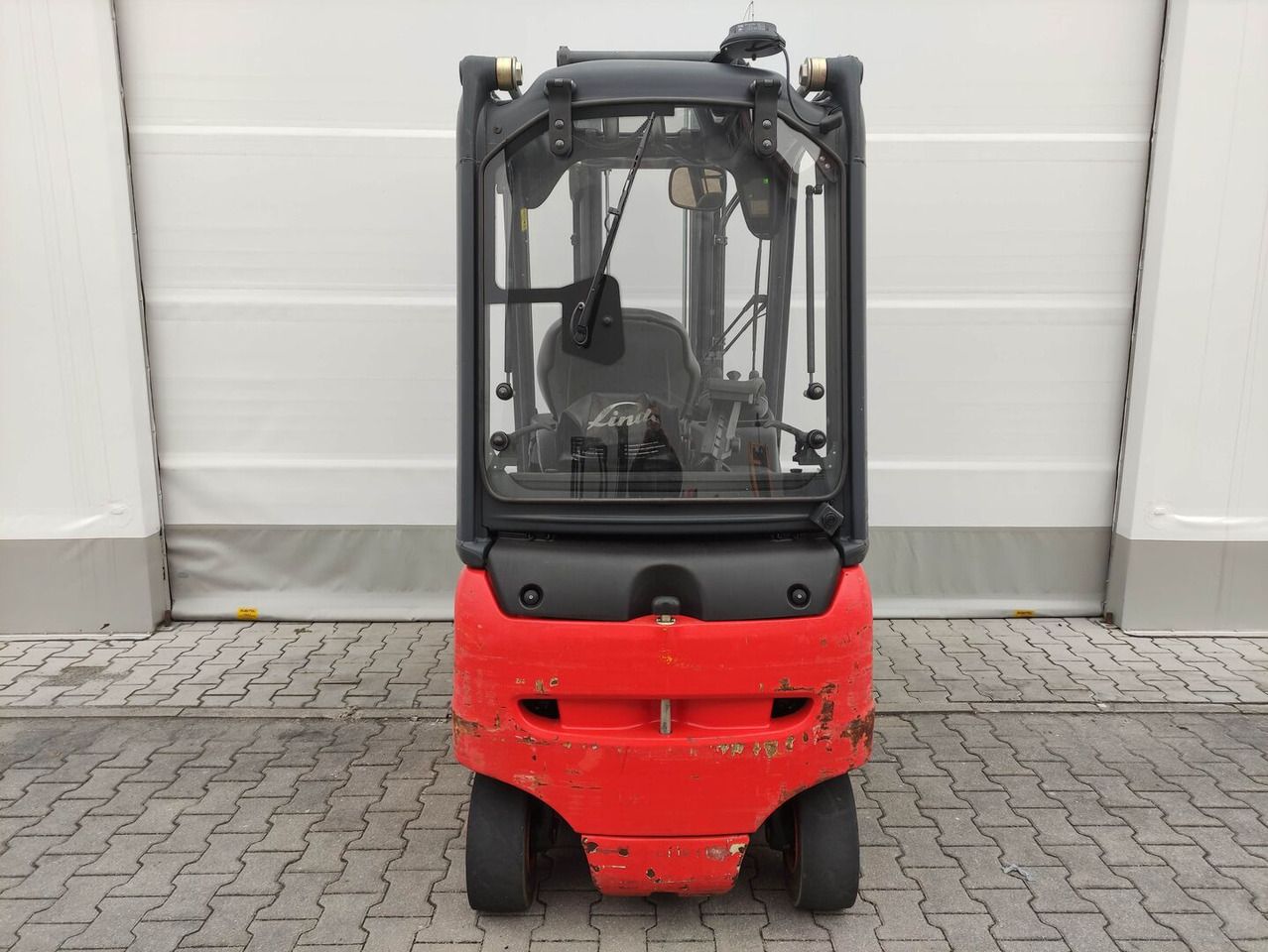 Linde E20PH-01-386 - Chariot élévateur électrique: photos 4 Linde E20PH-01-386 - Chariot élévateur électrique: photos 4