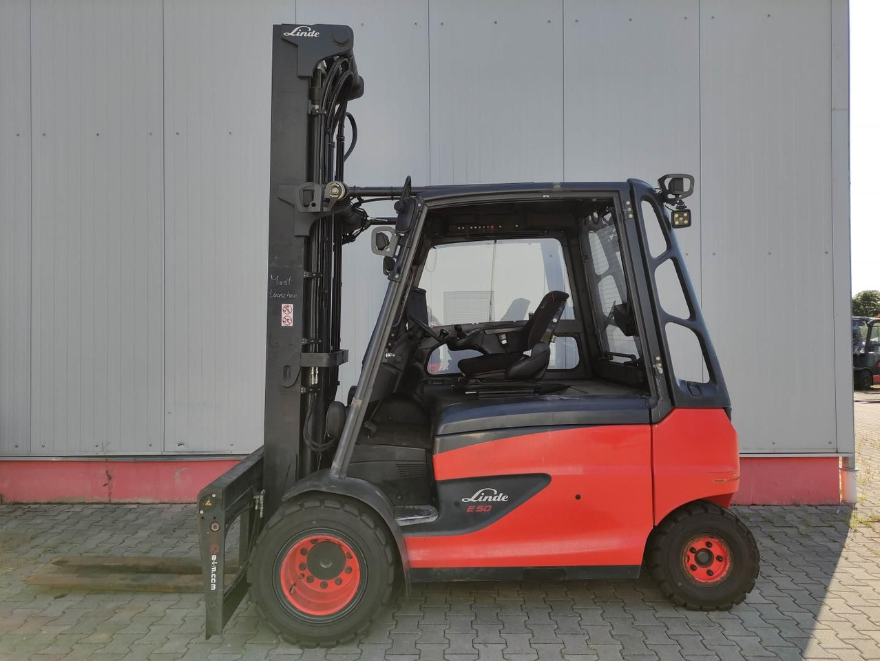 Linde E50HL-01/600-388 - Chariot élévateur électrique: photos 1 Linde E50HL-01/600-388 - Chariot élévateur électrique: photos 1