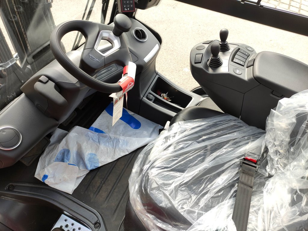 Linde H30D-01-1202 - Chariot élévateur diesel: photos 5 Linde H30D-01-1202 - Chariot élévateur diesel: photos 5