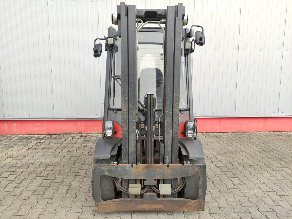 Linde H35D-02-393-EVO - Chariot élévateur diesel: photos 3 Linde H35D-02-393-EVO - Chariot élévateur diesel: photos 3