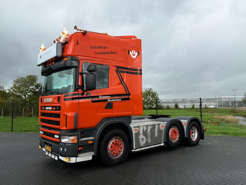 Scania R 164 GA 6X2/4 NA 580 SHOW TRUCK, GESTUURDE VOORLOPER, COMPLEET, TOP. - Tracteur routier: photos 2 Scania R 164 GA 6X2/4 NA 580 SHOW TRUCK, GESTUURDE VOORLOPER, COMPLEET, TOP. - Tracteur routier: photos 2