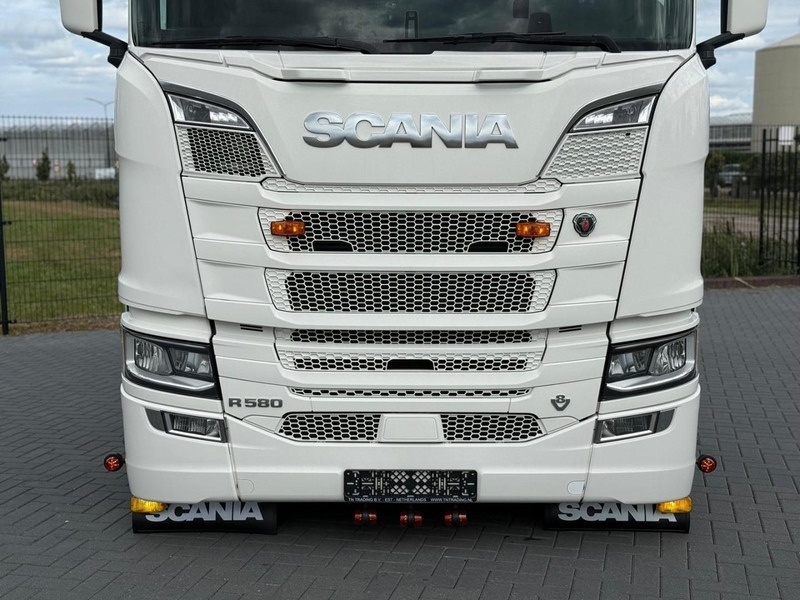 Scania R580 V8 NGS 3.15WB, RETARDER, VOLLUCHT, LEER, LED, KING OF THE ROAD. - Tracteur routier: photos 4 Scania R580 V8 NGS 3.15WB, RETARDER, VOLLUCHT, LEER, LED, KING OF THE ROAD. - Tracteur routier: photos 4