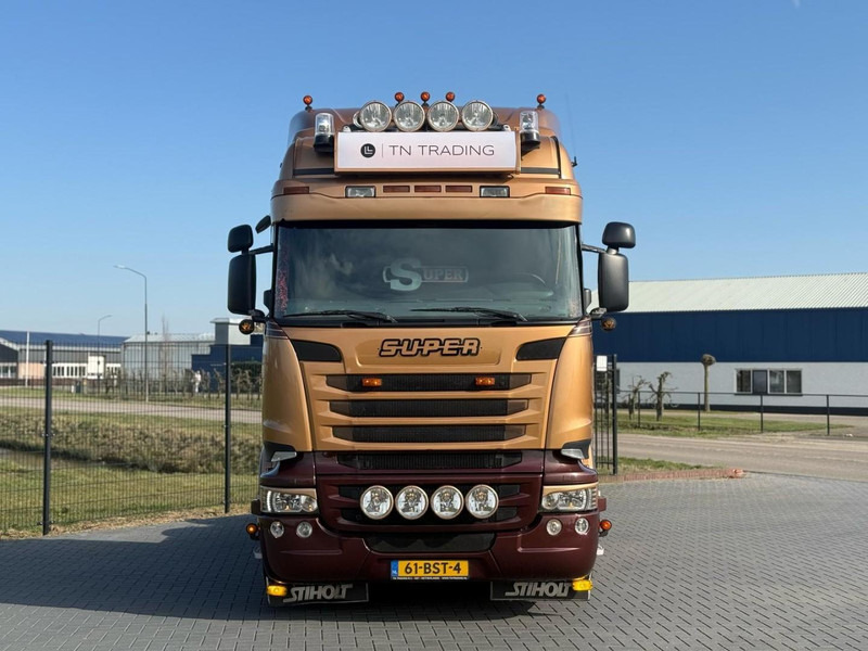 Scania R730 V8 V8, SHOWTRUCK VOLLUCHT, RETARDER, HYDRAULIEK, BOOGIE, ALU WIELEN, LEER. - Tracteur routier: photos 4 Scania R730 V8 V8, SHOWTRUCK VOLLUCHT, RETARDER, HYDRAULIEK, BOOGIE, ALU WIELEN, LEER. - Tracteur routier: photos 4