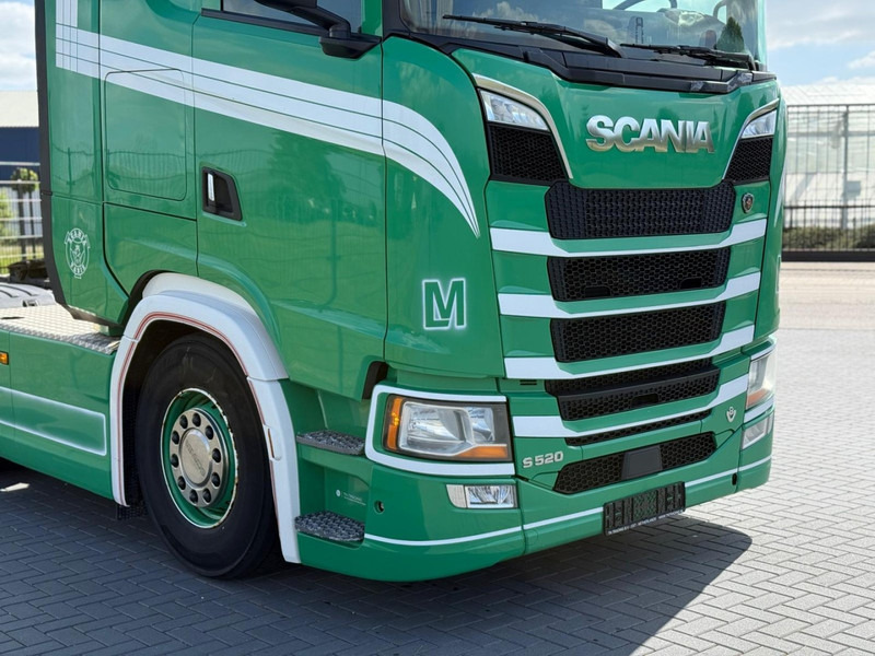 Scania S520 V8 NGS NO EGR, 2.95WB, FULL SPOILER, RETARDER, FULL AIR. - Tracteur routier: photos 5 Scania S520 V8 NGS NO EGR, 2.95WB, FULL SPOILER, RETARDER, FULL AIR. - Tracteur routier: photos 5