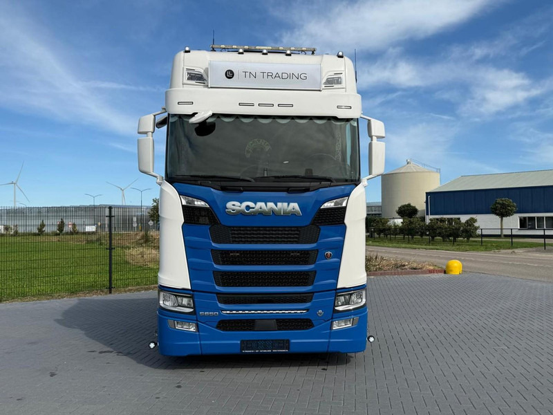 Scania S650 V8 NGS 2.95WB, PTO VOORBEREIDING, VOLLUCHT, KING OF THE ROAD, RETARDER, LEER. - Tracteur routier: photos 5 Scania S650 V8 NGS 2.95WB, PTO VOORBEREIDING, VOLLUCHT, KING OF THE ROAD, RETARDER, LEER. - Tracteur routier: photos 5
