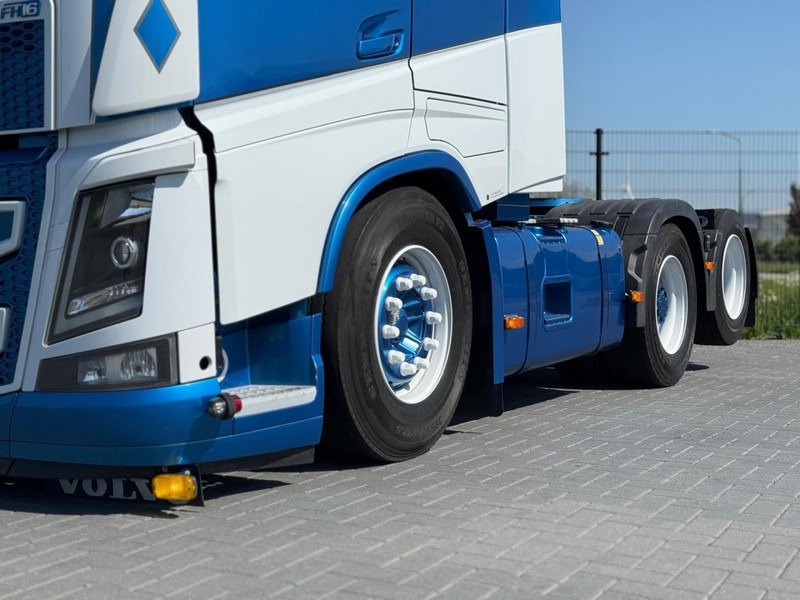 Volvo FH 16.750 FULL AIR, LEATHER, SHOW, TOP CONDITION, XL CABINE. - Tracteur routier: photos 3 Volvo FH 16.750 FULL AIR, LEATHER, SHOW, TOP CONDITION, XL CABINE. - Tracteur routier: photos 3