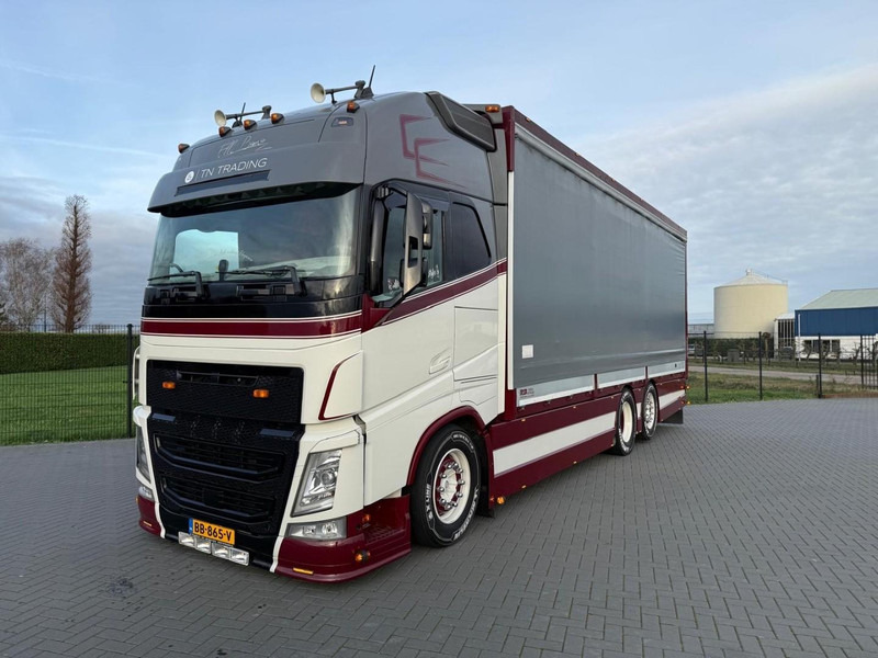 Volvo FH 13.500XL SHOW TRUCK, SPECIAL INTERIOR, TOP STAAT, VOLLUCHT, LAGE KM. - Camion fourgon: photos 3 Volvo FH 13.500XL SHOW TRUCK, SPECIAL INTERIOR, TOP STAAT, VOLLUCHT, LAGE KM. - Camion fourgon: photos 3