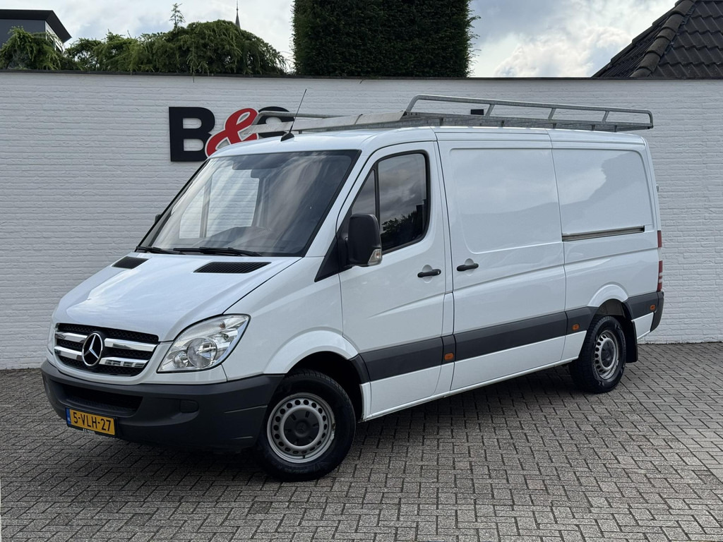 Mercedes-Benz Sprinter-213 2.2 CDI 366 DC 2x Schuifdeur Airco Imperiaal Treeplank Trekhaak 3 Zitplaatsen - Fourgon utilitaire: photos 1 Mercedes-Benz Sprinter-213 2.2 CDI 366 DC 2x Schuifdeur Airco Imperiaal Treeplank Trekhaak 3 Zitplaatsen - Fourgon utilitaire: photos 1