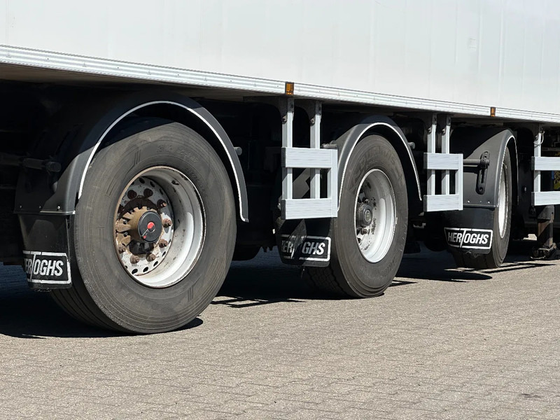 Chereau 2X Stuur-Assen / Carrier Vector 1950 / Lift-As / Apk! - Semi-remorque frigorifique: photos 5 Chereau 2X Stuur-Assen / Carrier Vector 1950 / Lift-As / Apk! - Semi-remorque frigorifique: photos 5