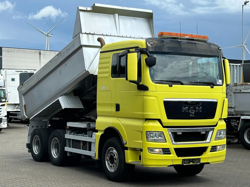 MAN TGX 26.480 6x4 Tipper / Big Axle / Euro 5 / *Only 262 Tkm* - Camion benne: photos 3 MAN TGX 26.480 6x4 Tipper / Big Axle / Euro 5 / *Only 262 Tkm* - Camion benne: photos 3