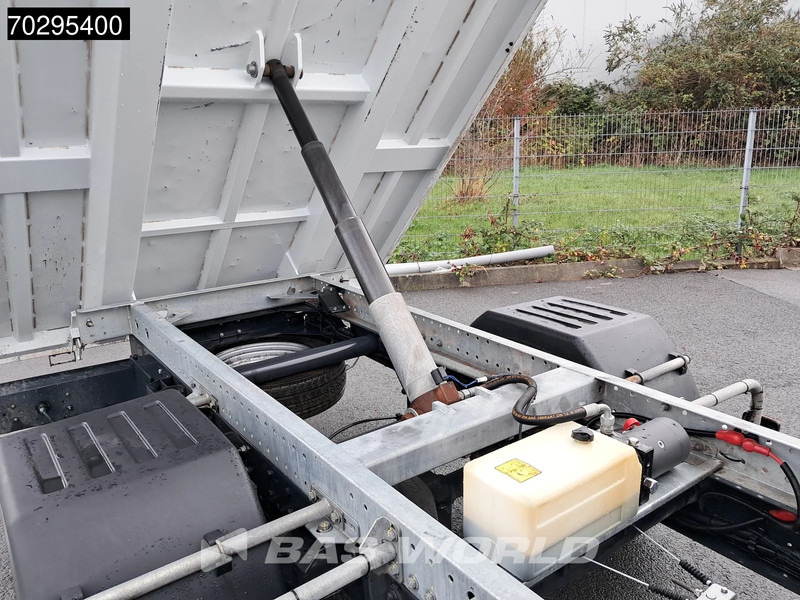 Utilitaire benne Iveco Daily 35C14 Kipper Doppelbereifung 3,5t AHK Klima Tempomat Euro6 Tipper Benne Kieper 2m3 A/C Towbar Cruise control: photos 9 Utilitaire benne Iveco Daily 35C14 Kipper Doppelbereifung 3,5t AHK Klima Tempomat Euro6 Tipper Benne Kieper 2m3 A/C Towbar Cruise control: photos 9