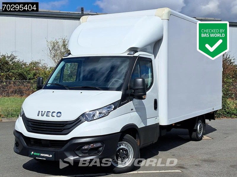 Iveco Daily 35S16 Automatik Kastenwagen Hintertüren 160PS Klimaanlage Kamera Euro6 Möbelkasten 21m3 A/C - Fourgon grand volume: photos 1 Iveco Daily 35S16 Automatik Kastenwagen Hintertüren 160PS Klimaanlage Kamera Euro6 Möbelkasten 21m3 A/C - Fourgon grand volume: photos 1
