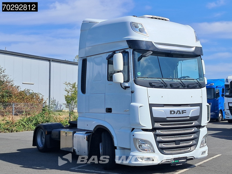 DAF XF 530 4X2 Mega Retarder Standairco ACC Euro 6 - Tracteur routier: photos 3 DAF XF 530 4X2 Mega Retarder Standairco ACC Euro 6 - Tracteur routier: photos 3