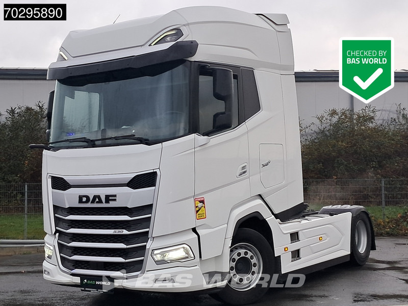 DAF XG+ 530 4X2 Retarder 2xTanks ACC Standklima - Tracteur routier: photos 1 DAF XG+ 530 4X2 Retarder 2xTanks ACC Standklima - Tracteur routier: photos 1