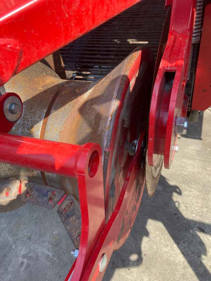 Grimme SE 150-60 UB - Arracheuse de pommes de terre: photos 5 Grimme SE 150-60 UB - Arracheuse de pommes de terre: photos 5