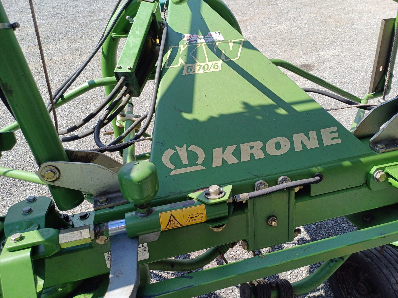 Krone KW 6.70/6 (23245) - Faneuse: photos 4 Krone KW 6.70/6 (23245) - Faneuse: photos 4