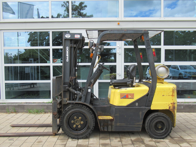 Daewoo G30P-3 Heftruck LPG - Chariot élévateur à gaz: photos 5 Daewoo G30P-3 Heftruck LPG - Chariot élévateur à gaz: photos 5