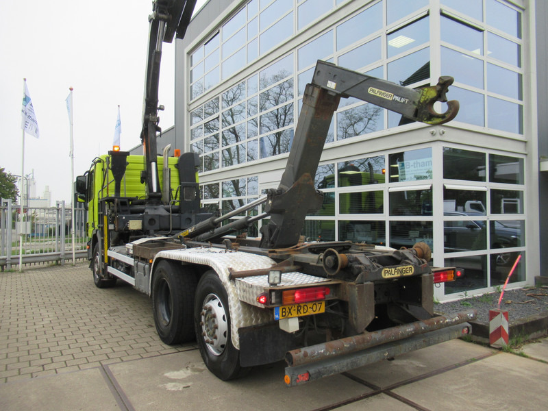 Mercedes-Benz Actros 2532 LTNLA 6X2 Hooklift + Crane, Haak - Kraan - Camion ampliroll, Camion grue: photos 5 Mercedes-Benz Actros 2532 LTNLA 6X2 Hooklift + Crane, Haak - Kraan - Camion ampliroll, Camion grue: photos 5