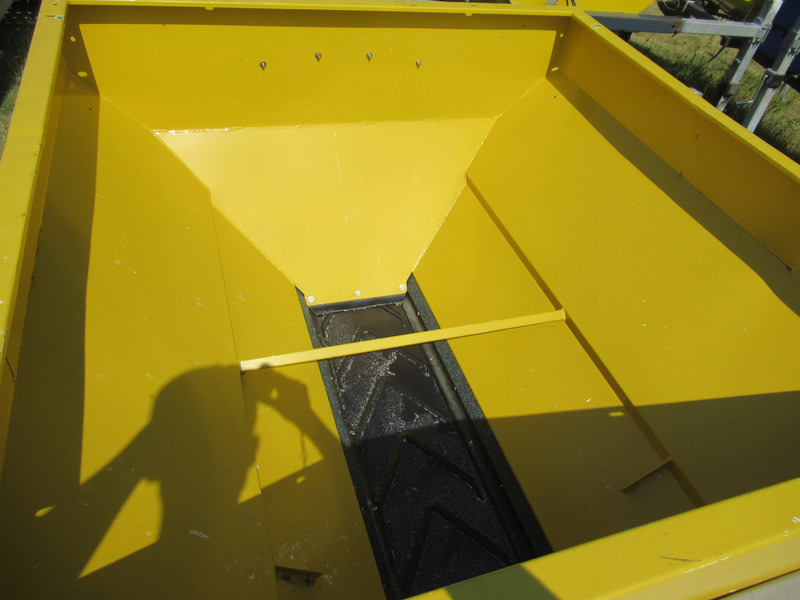 Epandeur de sable NIDO STRATOS B11-24 PAXN 1,1 m3 + 500L Zoutstrooier Salzstreuer: photos 6