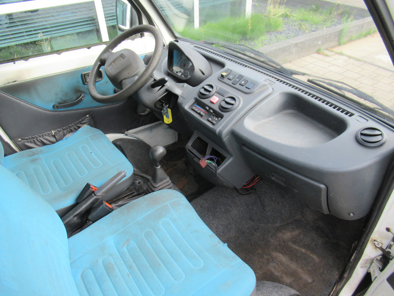 Utilitaire benne Piaggio Porter 1.3 Kipper SL ( NO Hydro-unit tipper ): photos 8