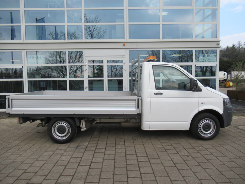 Volkswagen Transporter T5 2.0 TDI 62KW L2H1 Pick-Up Open laadbak - Utilitaire plateau: photos 3 Volkswagen Transporter T5 2.0 TDI 62KW L2H1 Pick-Up Open laadbak - Utilitaire plateau: photos 3