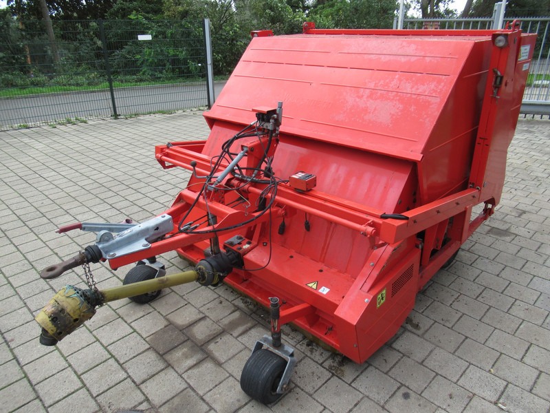 Wiedenmann Super 400 1.7M Klepelmaaier / Opvang / Verticuteer / Veeg - Motoculteur: photos 4 Wiedenmann Super 400 1.7M Klepelmaaier / Opvang / Verticuteer / Veeg - Motoculteur: photos 4